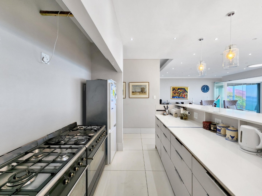 11 Bedroom Property for Sale in Camps Bay Western Cape